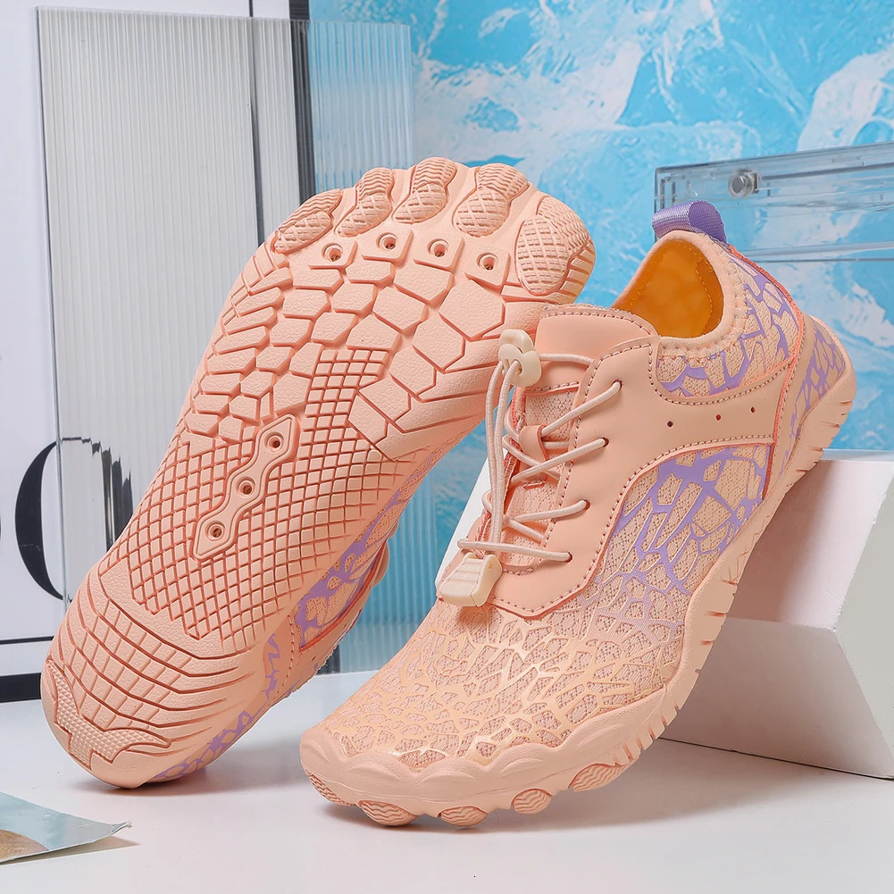 Breathable Aqua Men Athletic Women Barefoot Size 36-46 Wide Toe Water Shoes with Drainage Swim Shoe