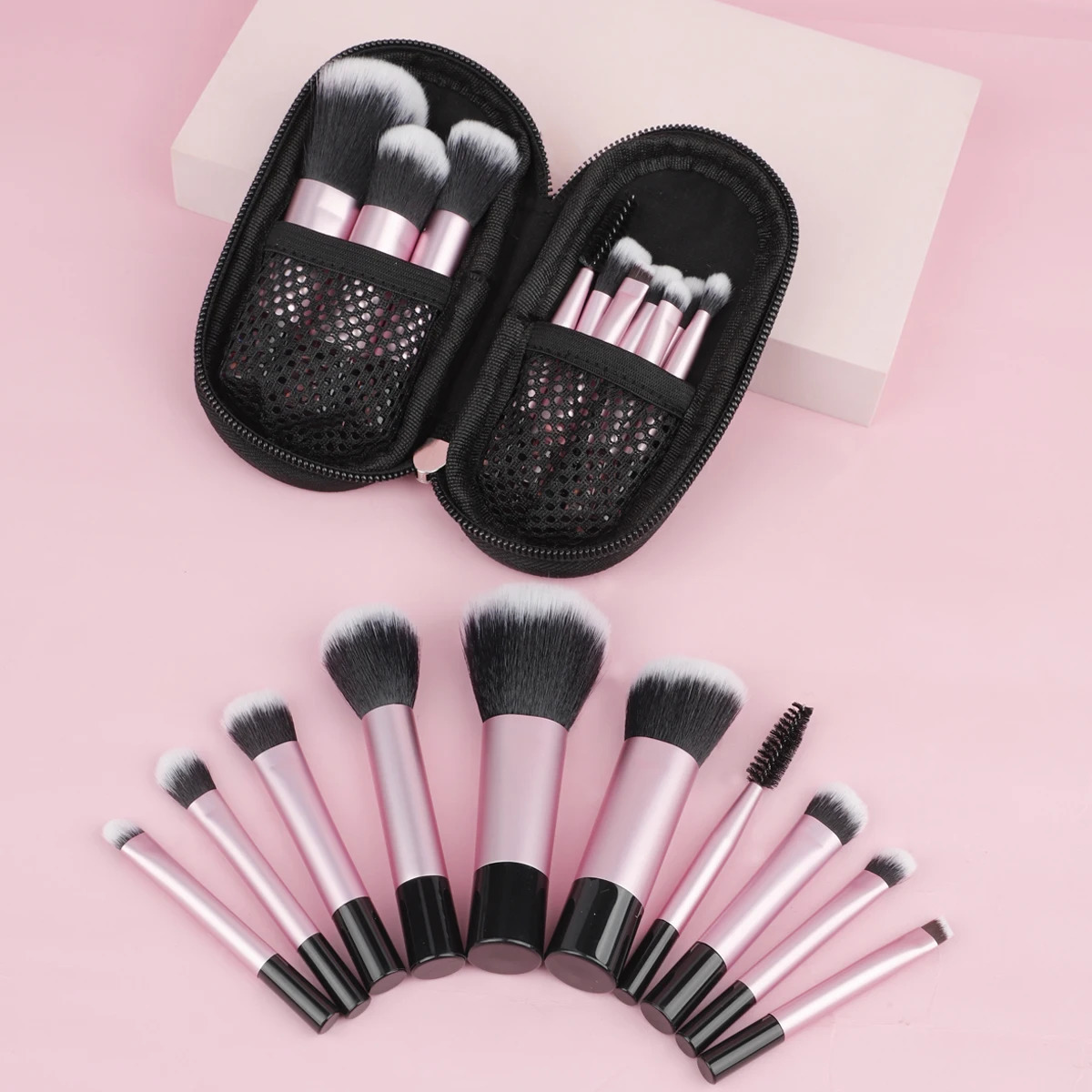 10Pcs Mini RT Makeup Brush Set Powder Eyeshadow Foundation Blush Blender Concealer Beauty Makeup Tools Brush Professional 240625