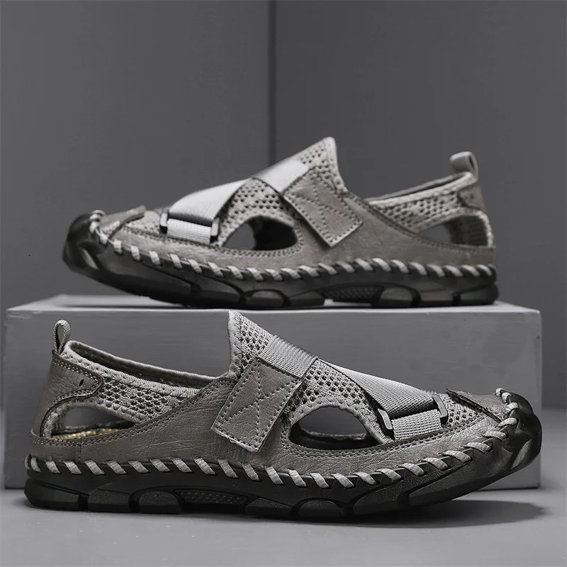 Hand-stitching Mens Sandals Casual Leather Mens Summer Shoes Outdoor Man Mesh Hollow Out Flats Outdoor Beach Shoes Roman Shoes 240620