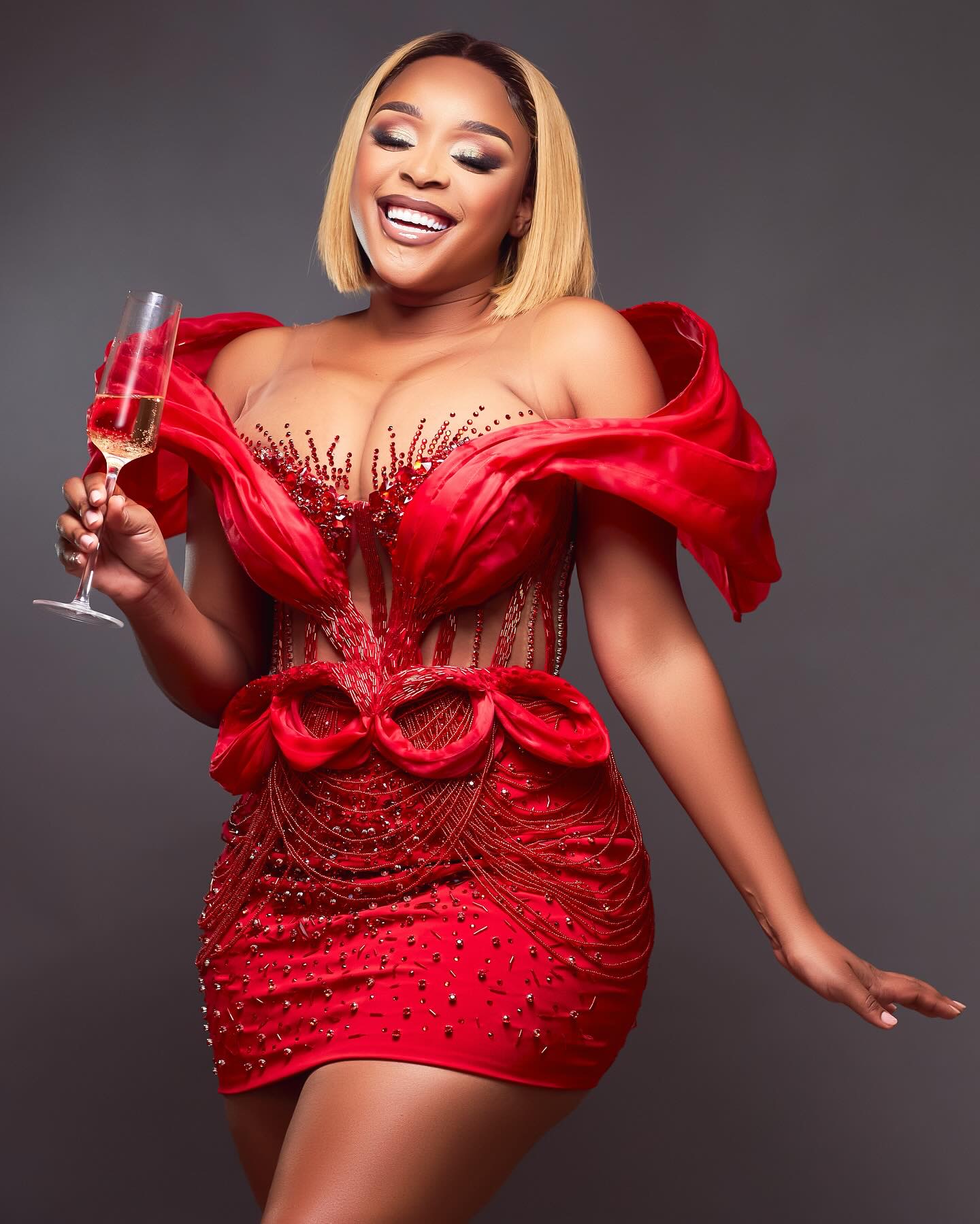 2024 Red Homecoming Dresses Prom Evening Sheath Beaded Crystals Satin Short Mini Party Graduation Cocktail Birthday Holiday Club Gowns Dress ZJ1125