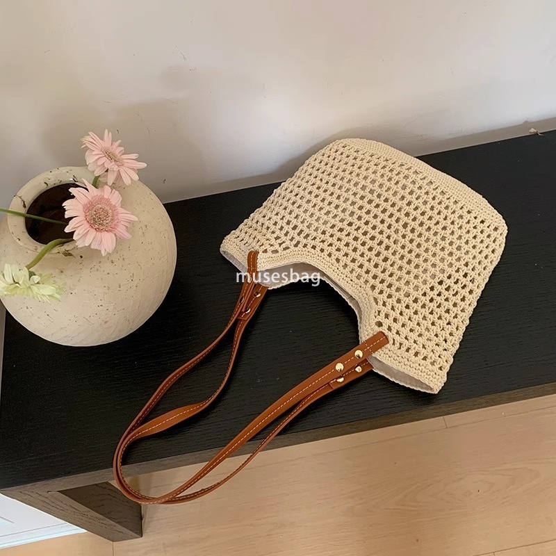Fashionable Women High Quality Classic Multi functional Summer Grass Woven Bag Commuting Carrier Extra Large Bag Seaside Beach Large Capacity Shoulder