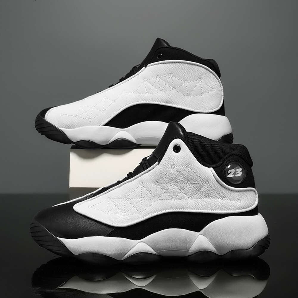 Men's Sports 2022 Autumn New Leather Korean Edition Fashion Large 48 Basketball Shoes