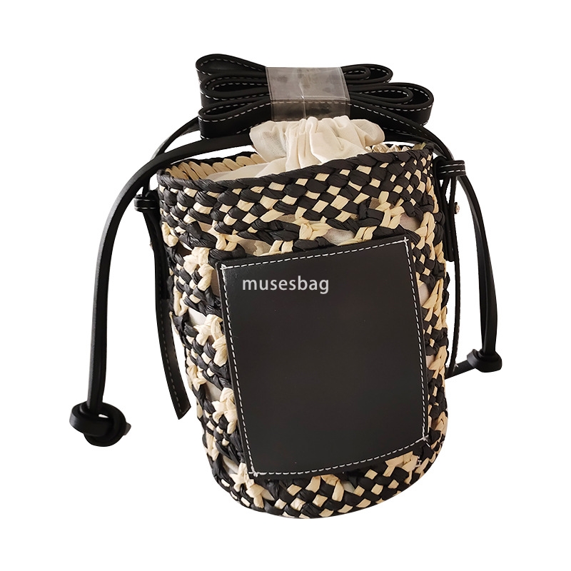 Advanced Women's Designer, Simple and Practical Large Capacity Water Bucket Straw Woven Bag Fashionable and Versatile Crossbody Weaving Handbag