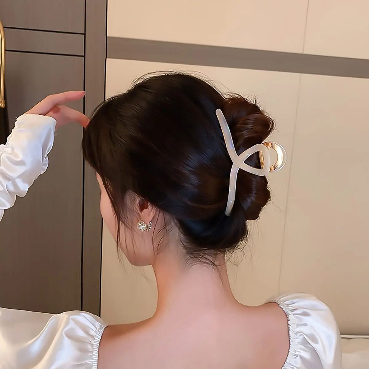 3 Pack Large Metal Acetate Hair Claw Clips Big Non Slip Hair Clamp for Women Hair Accessories as Gift for Medium to Thick Hair 240621