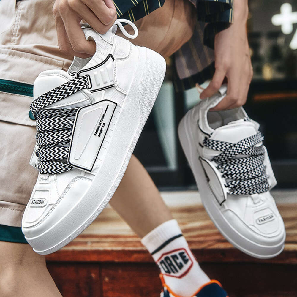 Ddmysports Little White High Top Casual Sports Fashionable Versatile Board Lightweight And Trendy Travel Student Shoes Men S OUTDOOR