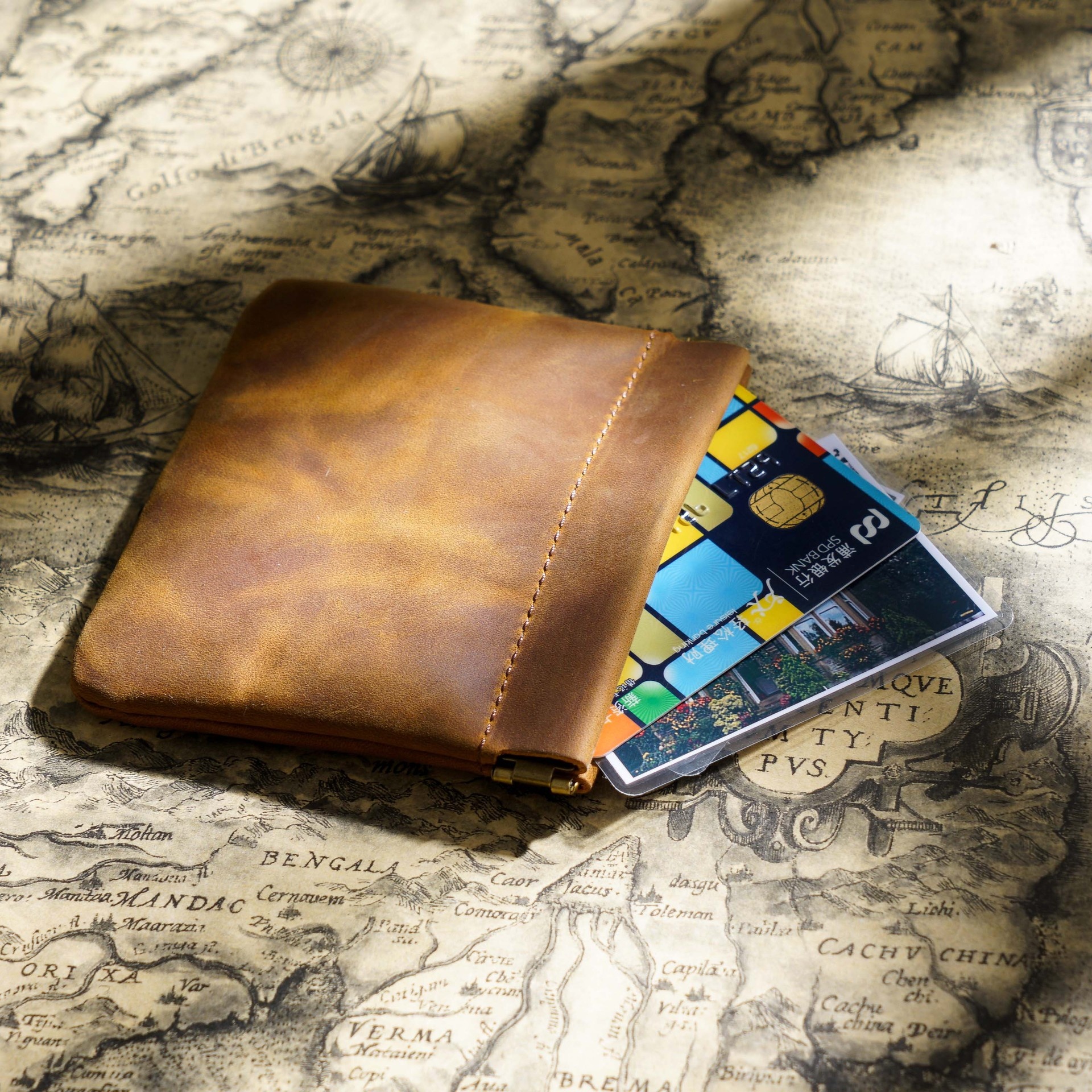 Genuine Leather Small Coin Purse Automatic Closure Card Holder Retro Storage Bag Crazy Horse Leather Key Case Wholesale