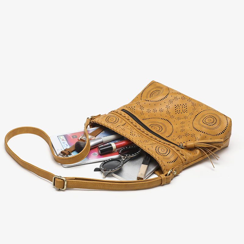 National Women Handbag Large Capacity Soft Crossbody Shoulder Bag Weaving Zipper Carve Pattern Solid Color Tassel Bags for Lady