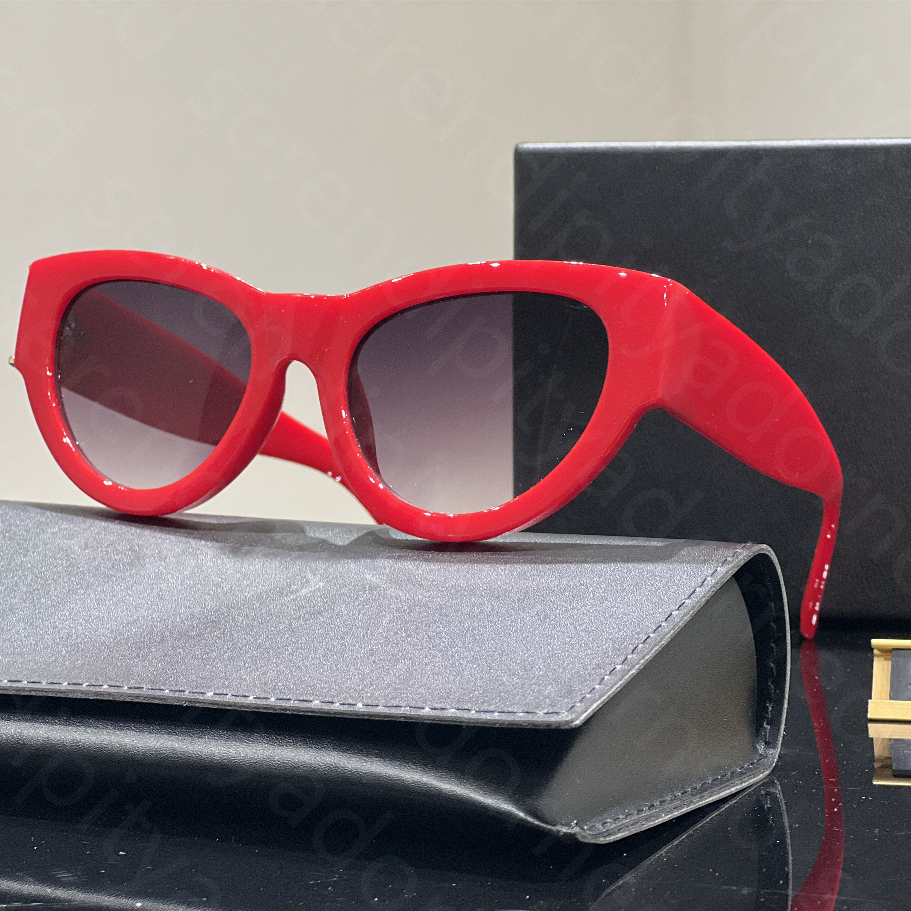 Red luxury designer sunglasses glasses for women travel luxury designer glasses Leisure women's glasses Outdoor travel designer womens sunglasses