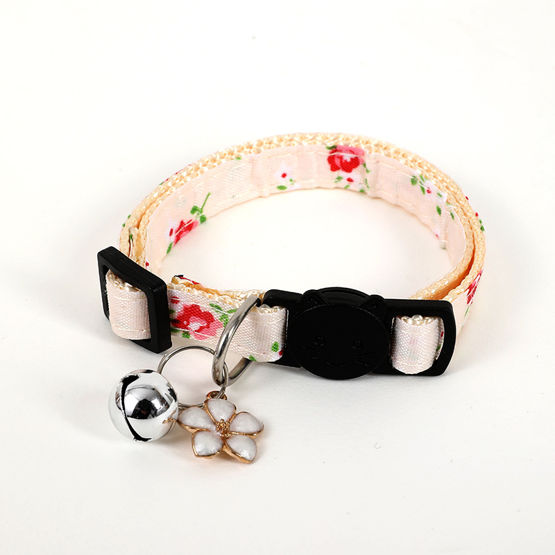 Breakaway Cat Collars with Bells & Pendant,Flower Cat Collar,Adjustable Collars for Female Girl Cats Male Boy Cats and Puppy