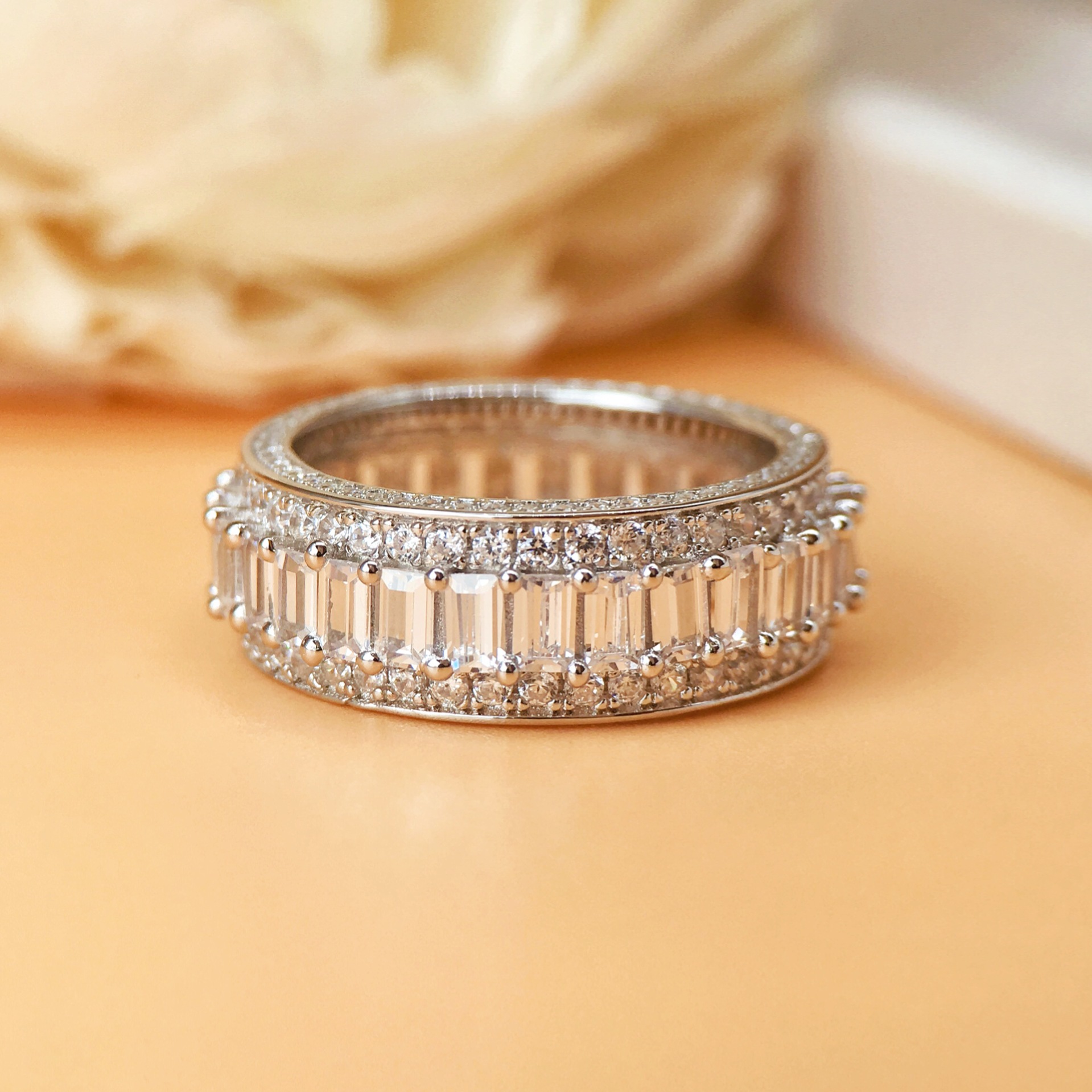 Drop Ship Gorgeous Sterg Sier Princess Cut White Topaz Wedding Eternity Ring for Women