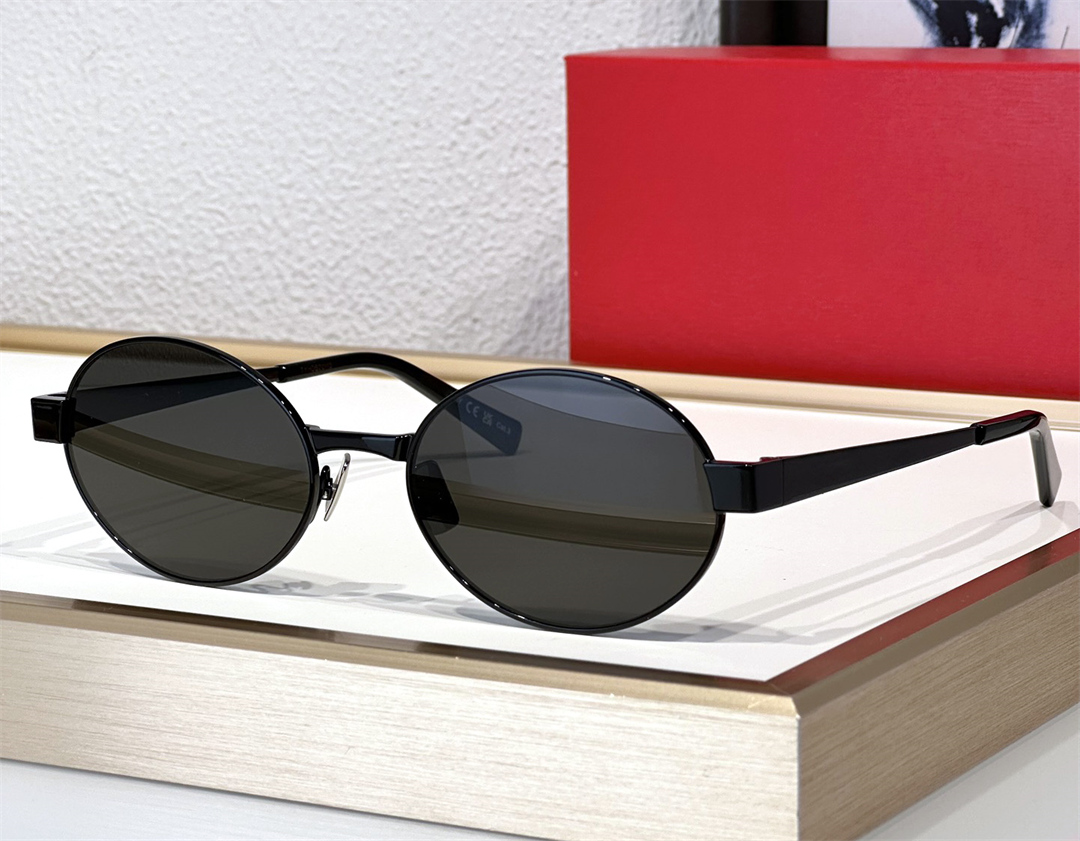 Fashion popular designer 692 sunglasses for women men vintage trend metal oval round sun glasses summer Avant-garde leisure style Anti-Ultraviolet come with case