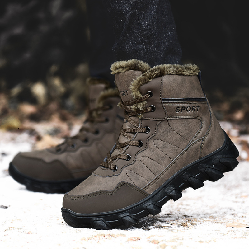 Cotton 2022 Winter New Leather Fur Integrated Snow Sports Outdoor Mountaineering Boots with Veet and Warm Men's Shoes