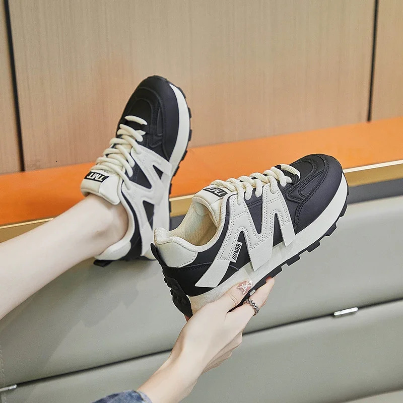 Sport Autumn Golf Fashion Women Fiess Training Shoes Black Girls Outdoor Golfing Sneakers 240