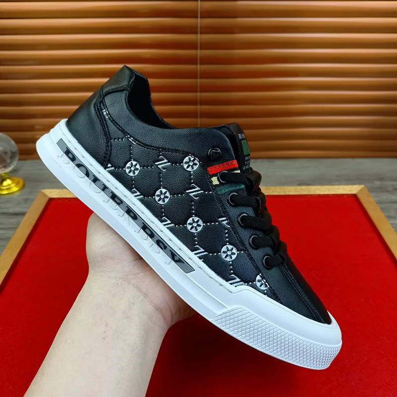 European New Shoes for Men Genuine Leather Casual Shoes Trend Print Flats Skateboard Shoes Youth Street Sneakers