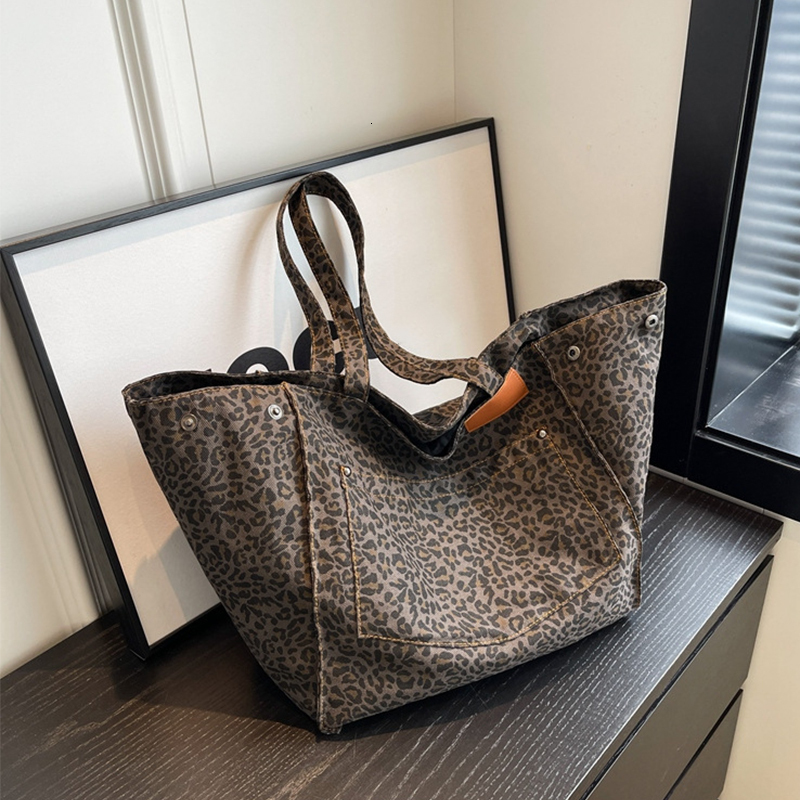 Leopard Oversized Prints Shoulder Bags For Women Deformable Canvas Large Capacity All Match Shopping Totes Handbags H6.22#27 ddmySept ddmySept