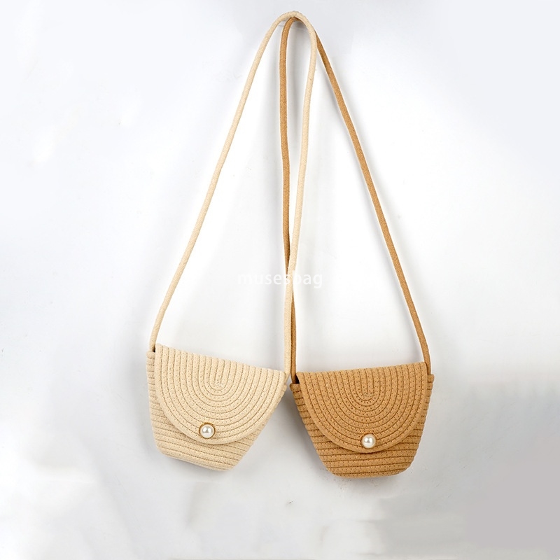 Fashionable women's high-end sense large capacity single shoulder bag temperament cotton rope handmade high aesthetic value casual American beach