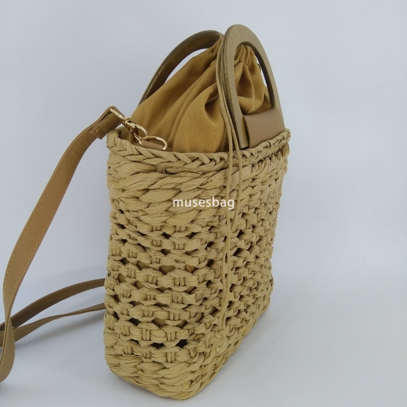 Designer women's high-end atmospheric multifunctional single shoulder crossbody bag classic casual portable small square bag retro handmade grass