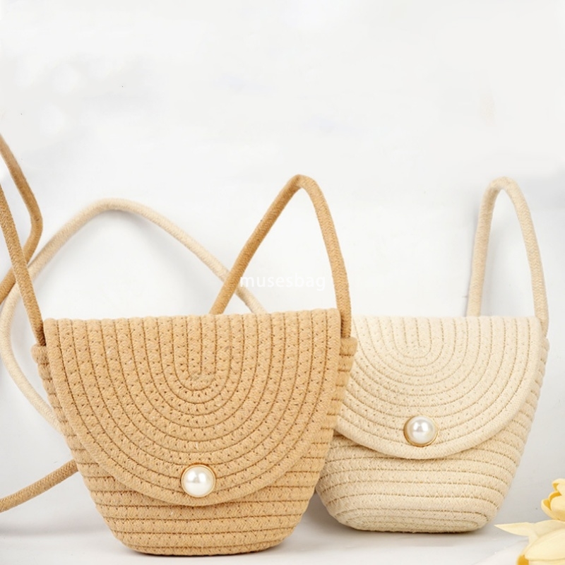 Fashionable women's high-end sense large capacity single shoulder bag temperament cotton rope handmade high aesthetic value casual American beach