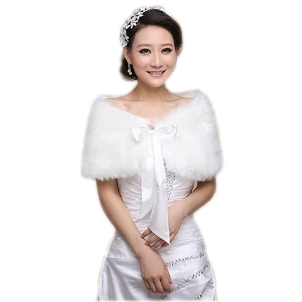 Women Soft Cape Wedding Jackets Wedding Accessories Bridal Wrap Wedding Bridal Shawl Winter Cape Fur Shawl Plush Wrap