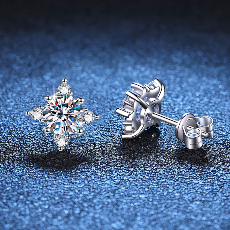 PureNew 0.5ct/1ct Four Claws Moissanite Diamond Earring For Women Original S925 Silver Simple Wedding Diamond Earring Jewelry