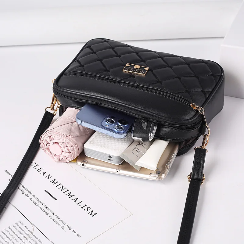 2024 Women New One Shoulder Small Square Handbag Cross Border Foreign Trade Lingge PU Crossbody Versatile Small Messenger Bag