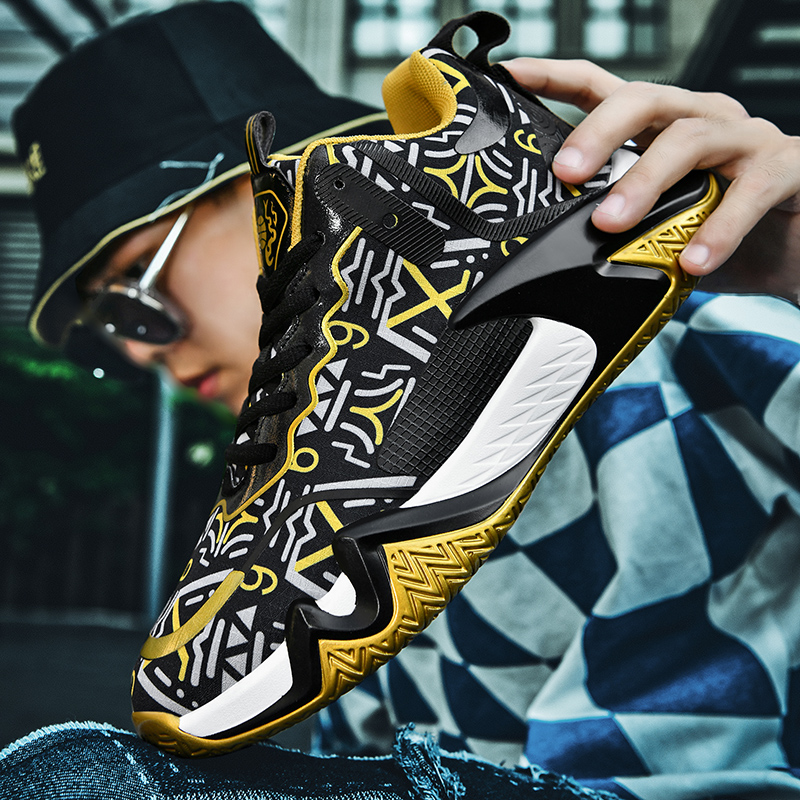 2024 new basketball shoes men's breathable comfortable sports shoes students court grass game training shoes
