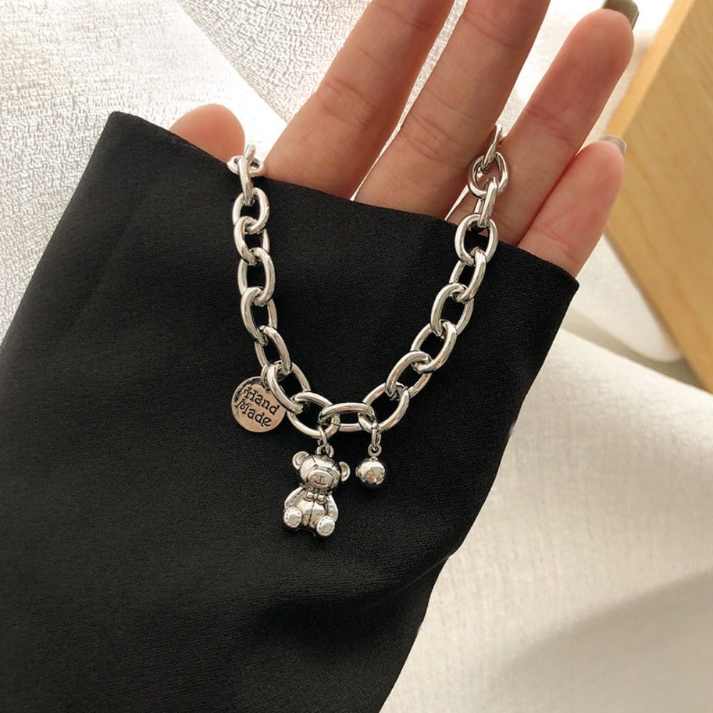 Sier Color Love Bear Round Charms Bracelet Retro Temperament Hip-hop Jewelry Birthday Gift 3284d