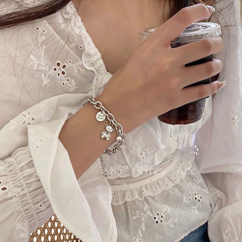 Sier Color Love Bear Round Charms Bracelet Retro Temperament Hip-hop Jewelry Birthday Gift 3284d