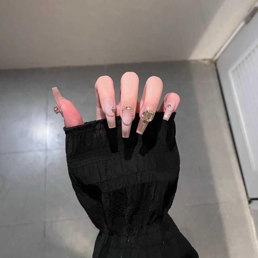Girls False Nails Powder blusher halo dye French manual wear Party As diamond pure desire removable phototherapy nail piece 240530