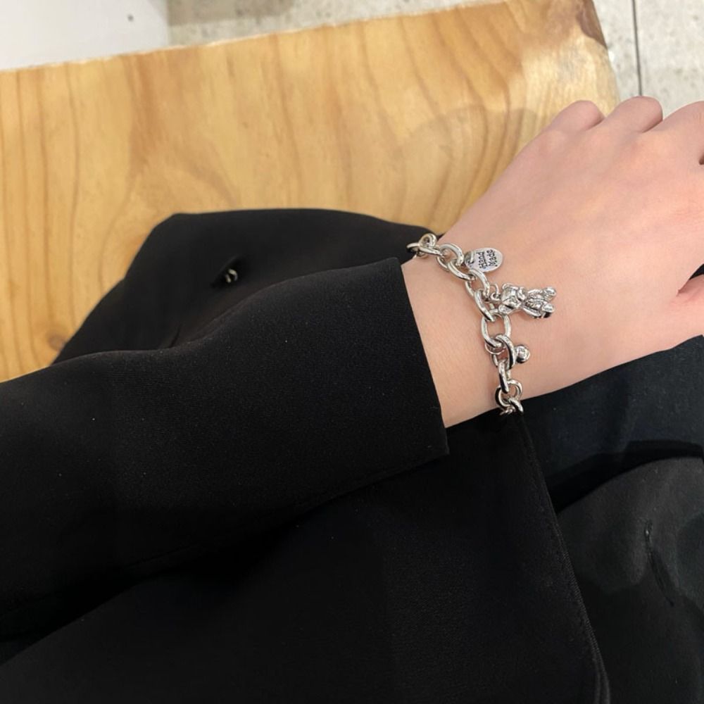 Sier Color Love Bear Round Charms Bracelet Retro Temperament Hip-hop Jewelry Birthday Gift 3284d