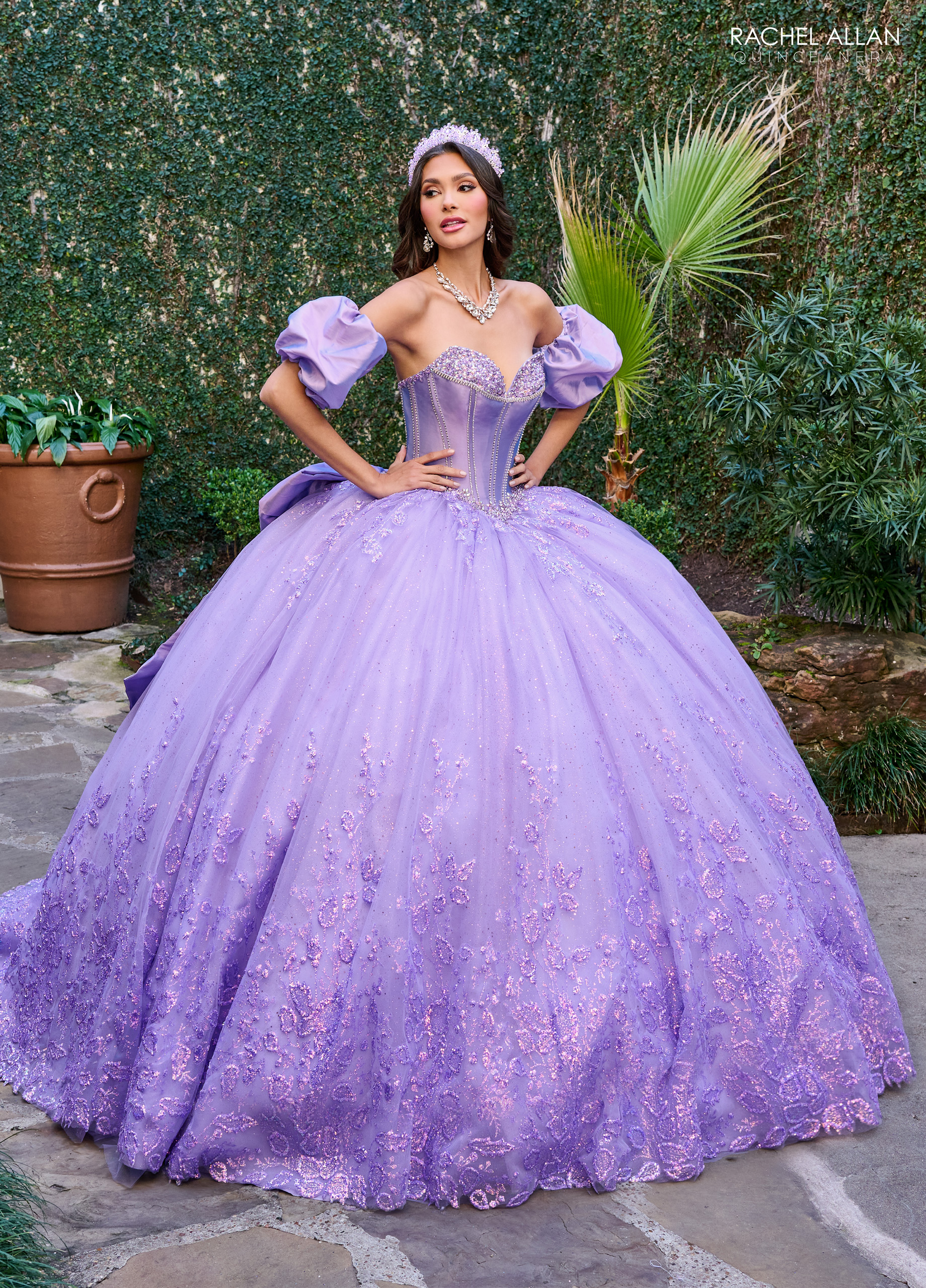 Lavender Crystals Ball Gown Quinceanera Dresses Sequined Appliqued Prom Gowns With Detachable Short Sleeves Sixteen Sweet 15 Masquerade Dress