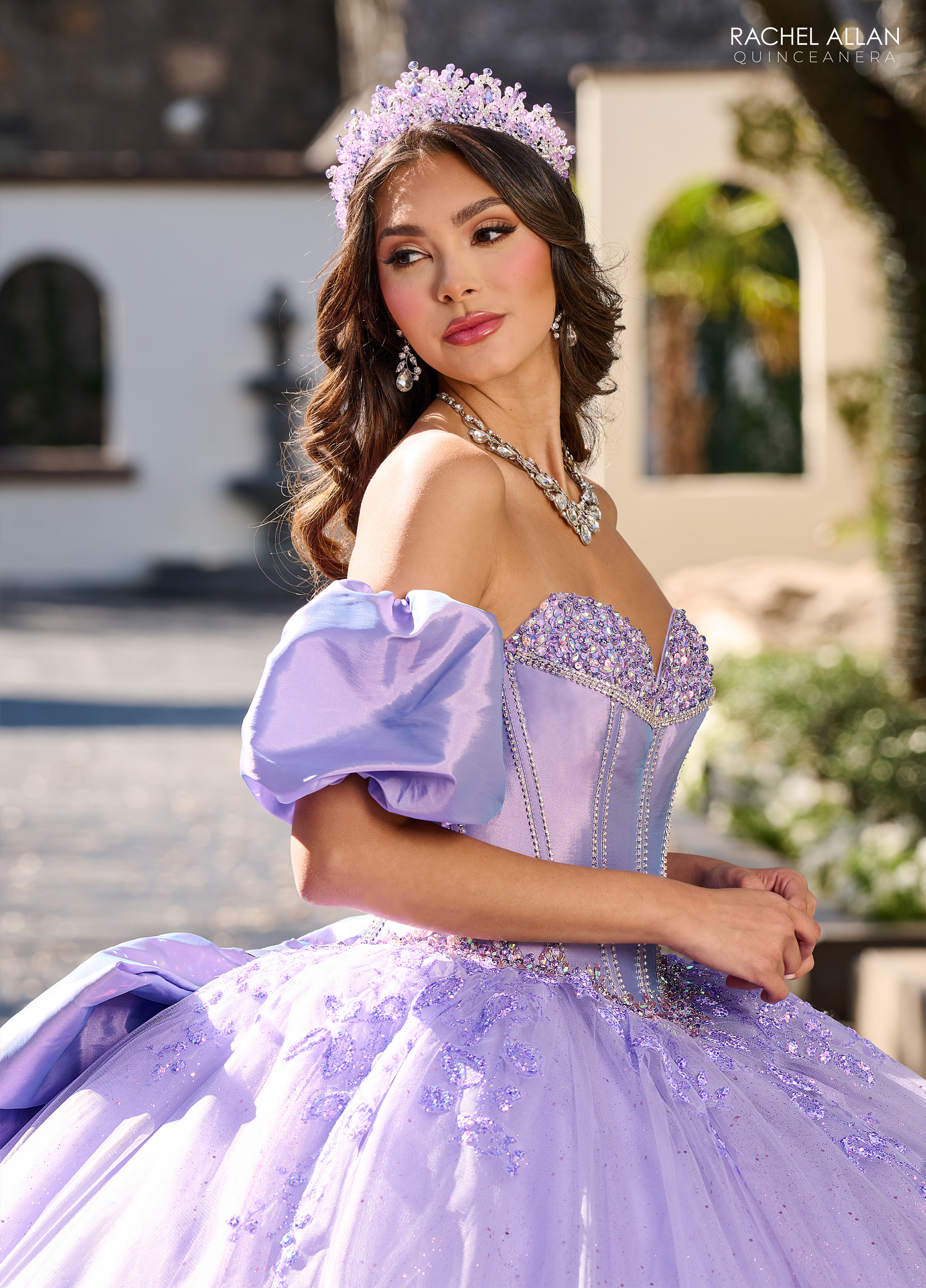 Lavender Crystals Ball Gown Quinceanera Dresses Sequined Appliqued Prom Gowns With Detachable Short Sleeves Sixteen Sweet 15 Masquerade Dress