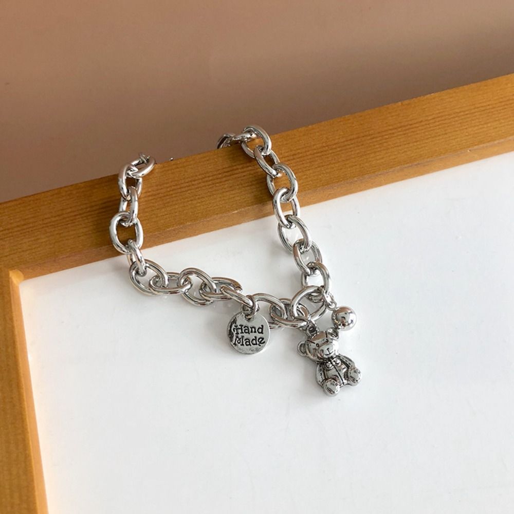 Sier Color Love Bear Round Charms Bracelet Retro Temperament Hip-hop Jewelry Birthday Gift 3284d