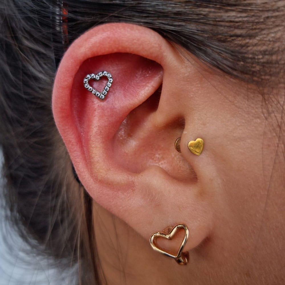 Right Grand Implant Grade Titanium 16G CZ Heart Labret Earring Internally Threaded Cartilage Tragus Medusa Lip Monroe 6-8mm Post