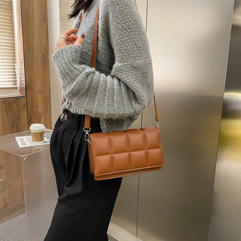 Women Shoulder Bag PU Leather Solid Color Handbag Classics Versatile Flip Cover Messenger Bag Designer High Quality Underarm Bag