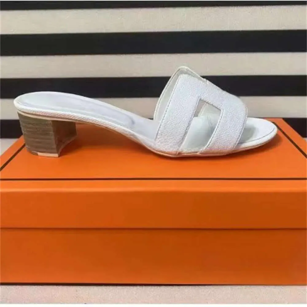 Slipper Brand Designer Sandals Women Fashion Luxury Shoes Gunuine Leather High Heel Sandal Classic Flat Slides Beach