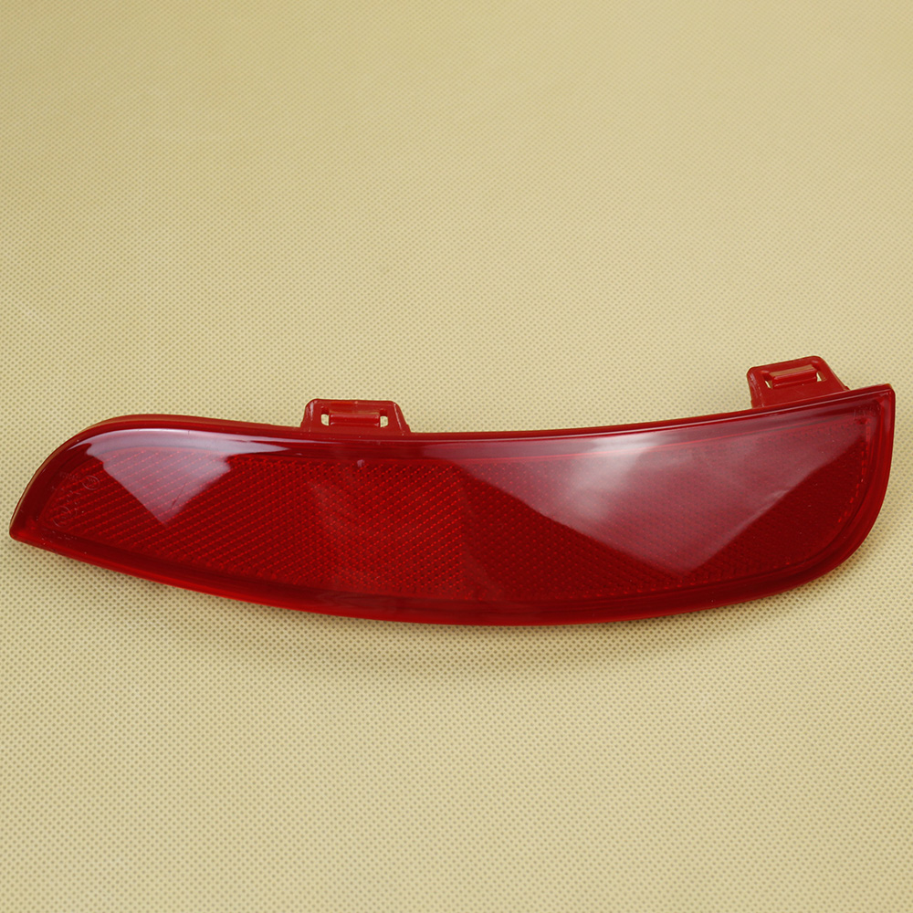 For S40 V50 2008 2009 2010 2011 2012 2014 2015 Red Rear Bumper Reflector Lamp Light Lens Left / Right 30763345 30763346