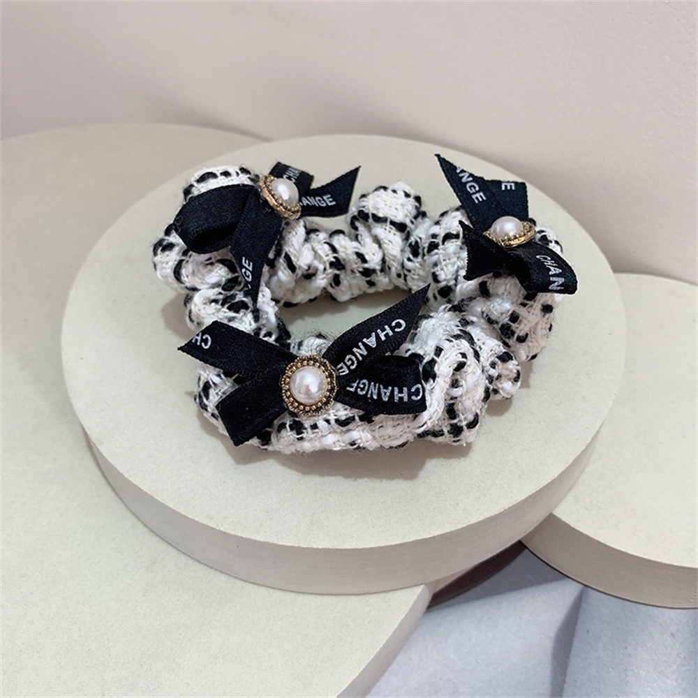 Elegant Pearl Hair Rope Hand-Woven Wool Plaid Scrunchies Girl Cute Bowknot Bun Hair Ties Vintage Elastic Hair Bands For Women