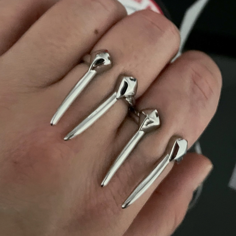 Gothic Punk Silver Color Vampire Teeth Fangs Finger Ring for Men Women Hip Hop Chic Open Rings Adjustable Party Jewelry Gifts