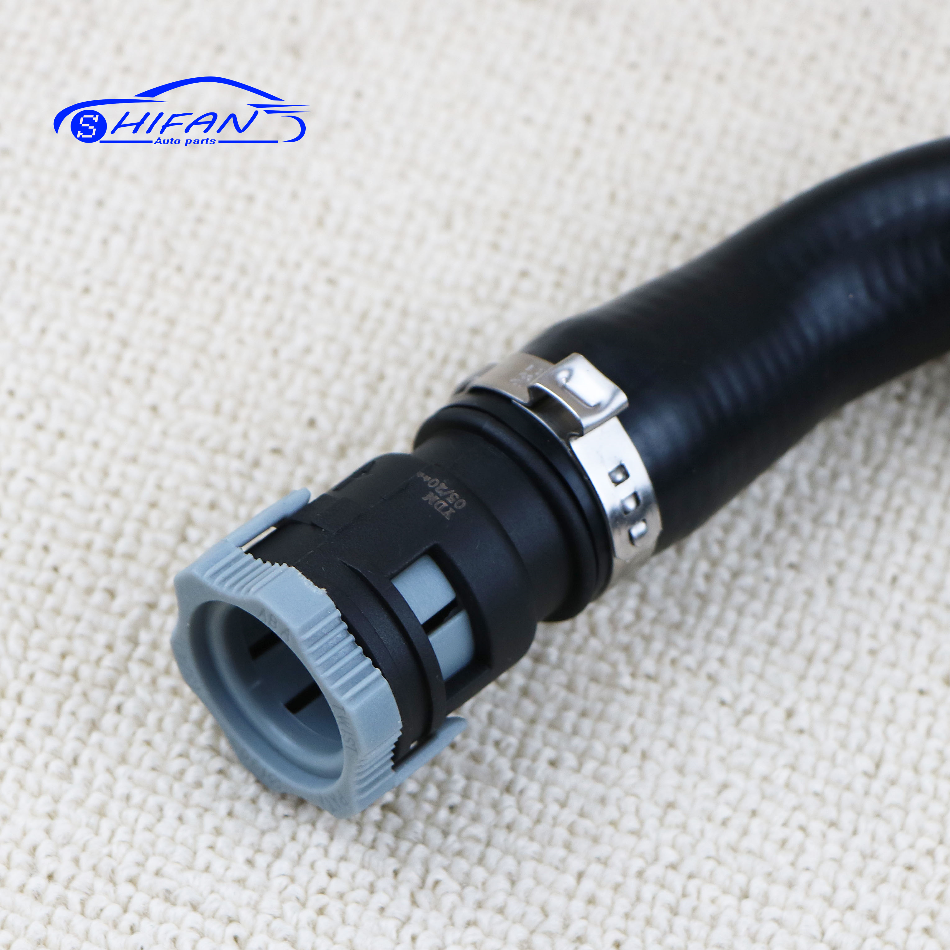 30636954 Engine HVAC Heater Outle Hose For S40 V50 C70 C30 2004 2005 2006 2007 2008 2009 2010 2011 2012 2013 31439965