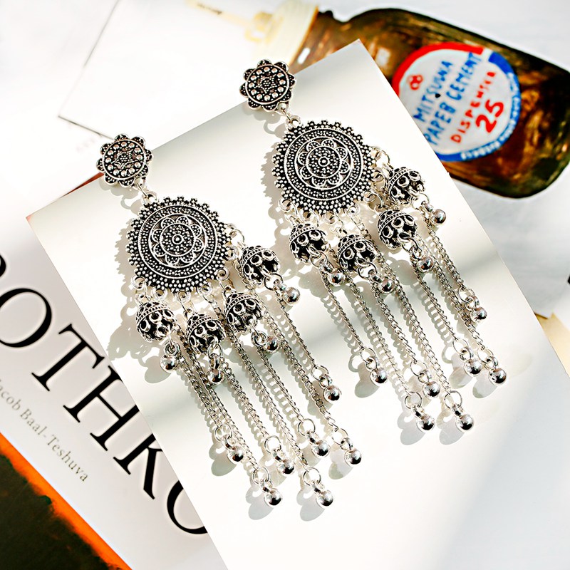 Women's Ethnic Long Tassel Earrings Retro Round Indian Jhumka Earrings Classic Vintage Bell Wedding Jewelry Bijoux