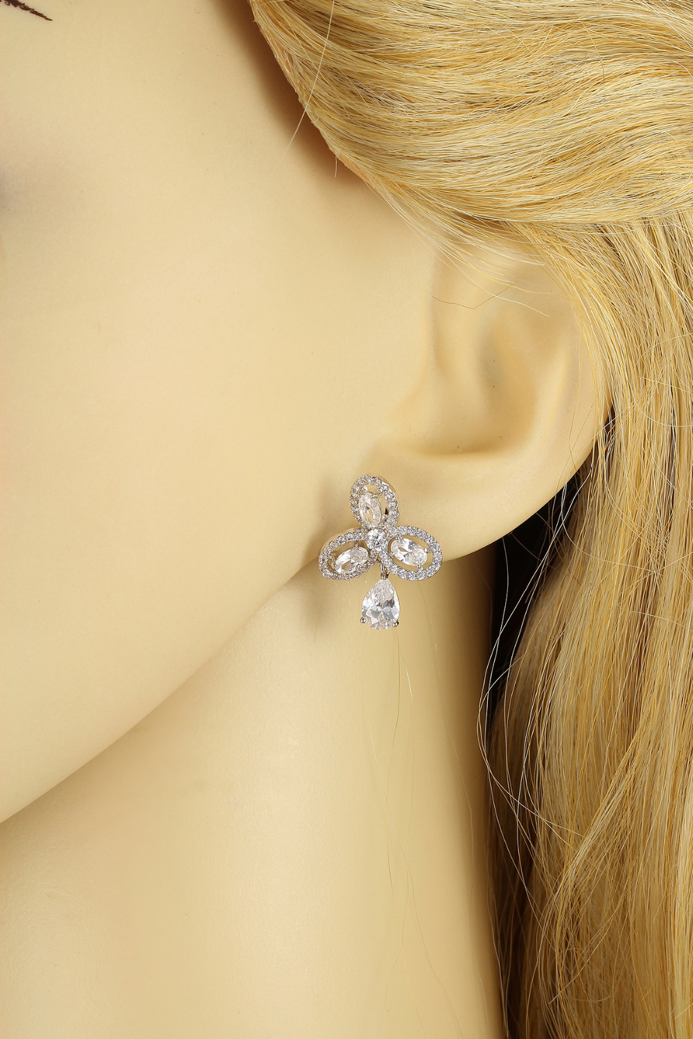 Gold Color Clover Cluster Paved Brilliant CZ Teardrop Dangle Earrings Wedding Luxury Party Jewelry For Women Girls Lady