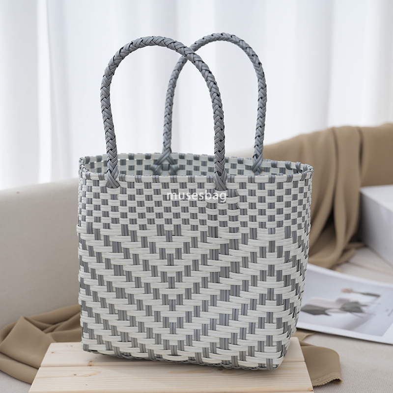 Fashionable women's designers weave vintage classic handles scatter flower baskets wedding supplies gift packaging baskets handheld niche love wo