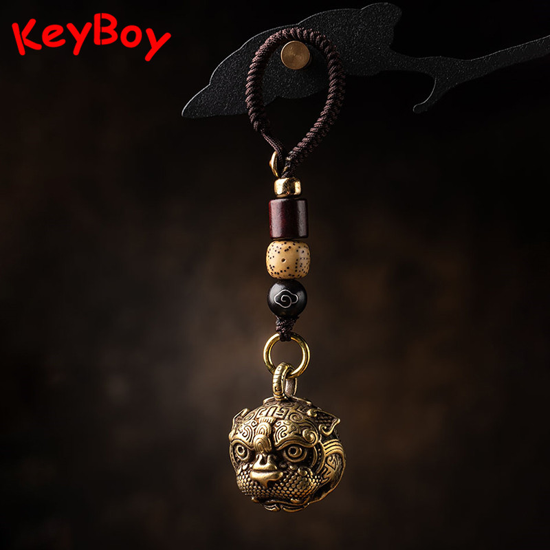 Vintage Brass Beast Pixiu Bell Car Keyring Hangings Jewelry Chinese Style Luxury Keychains Pendants Motocycle Key Chain Lanyard
