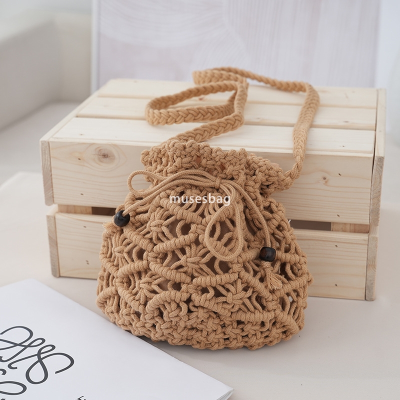 Fashion Women's Designer Handheld Fishing Net Beach Bag Holiday Style Solid Color Cotton Rope Woven Bag Closing Copper Coin Buckle Small Bag One 