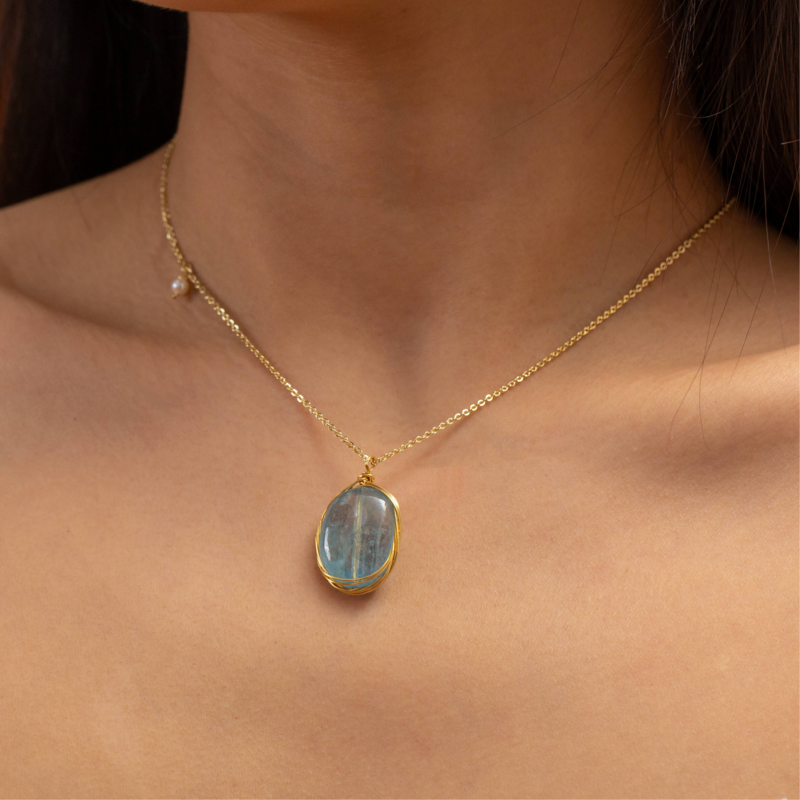 Women's Jewelry Gift Captivating Aquamarine Pendant Necklace