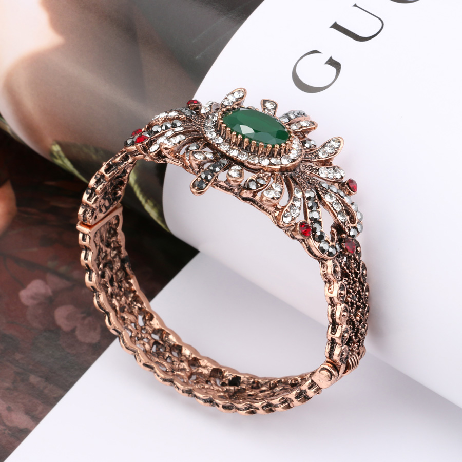 Bohemian Crystal Hollow Flower Wide Bracelets For Women Vintage Antique Gold Color Bangles Indian Jewelry Free Shipping