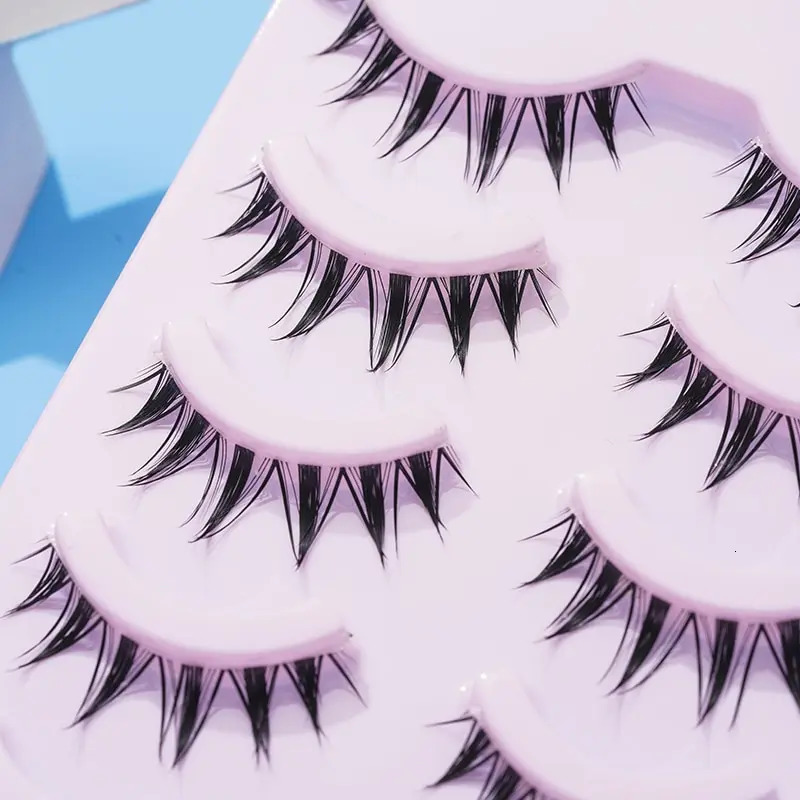 Manga Eye Transparent Stem A- shaped Pointed Natural Slender False Eyelashes . 240624