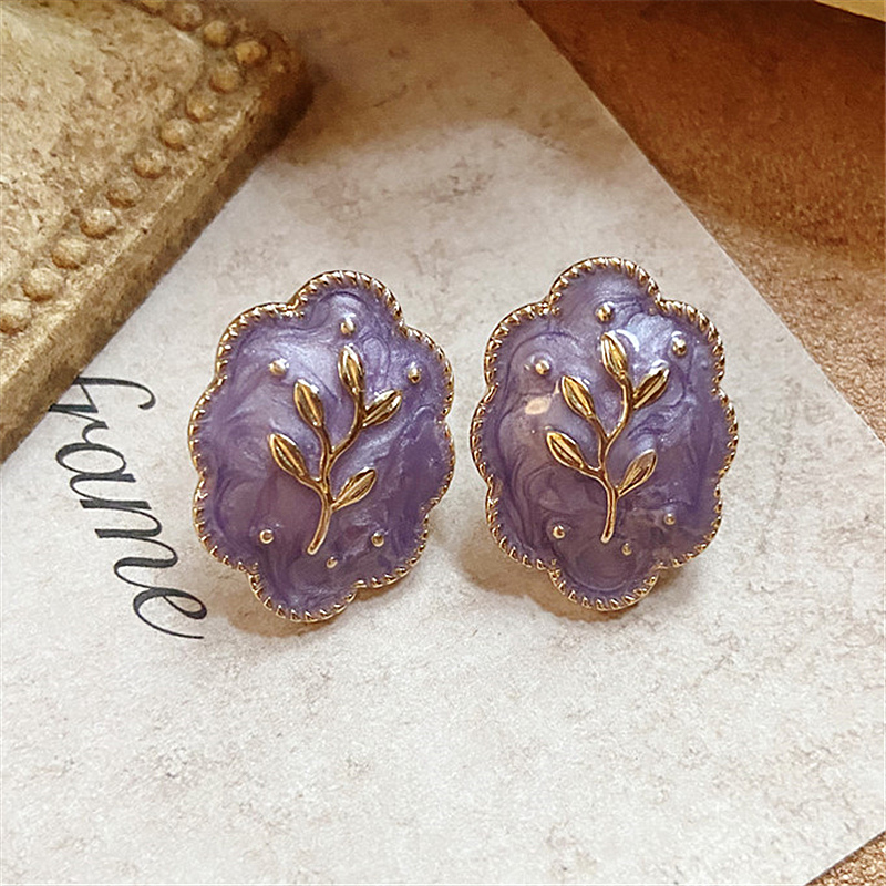 HUANZHI 2021 Vintage Geometric Simple Purple Carved Round Flower Pearl Colorful Enamel Metal Stud Earring for Women Jewelry