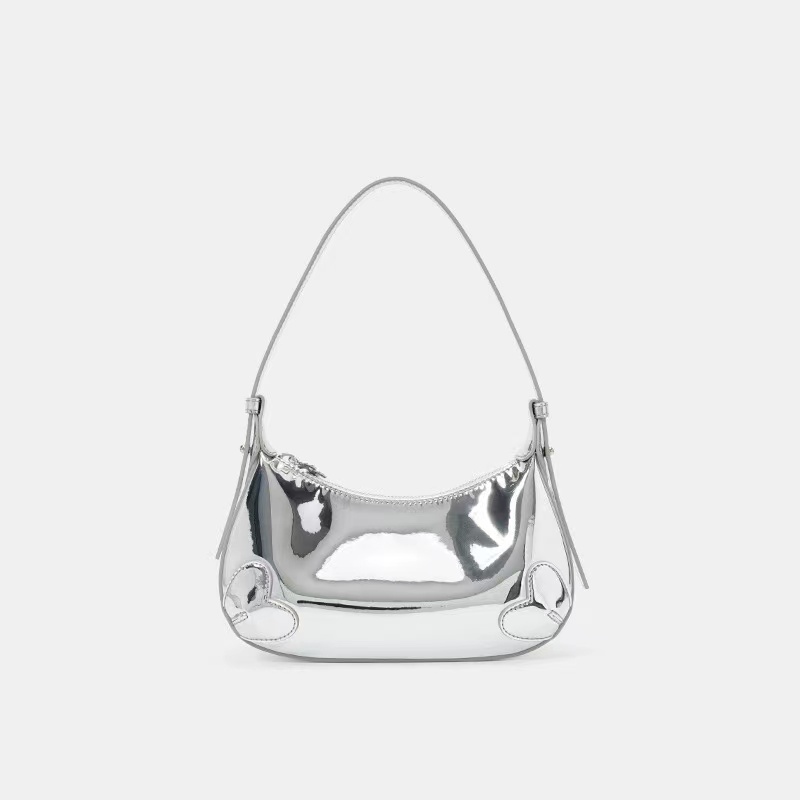 Street trend high-end texture niche design silver crescent bag new and unique spicy girl underarm bag love design fashionable and trendy shoulder bag